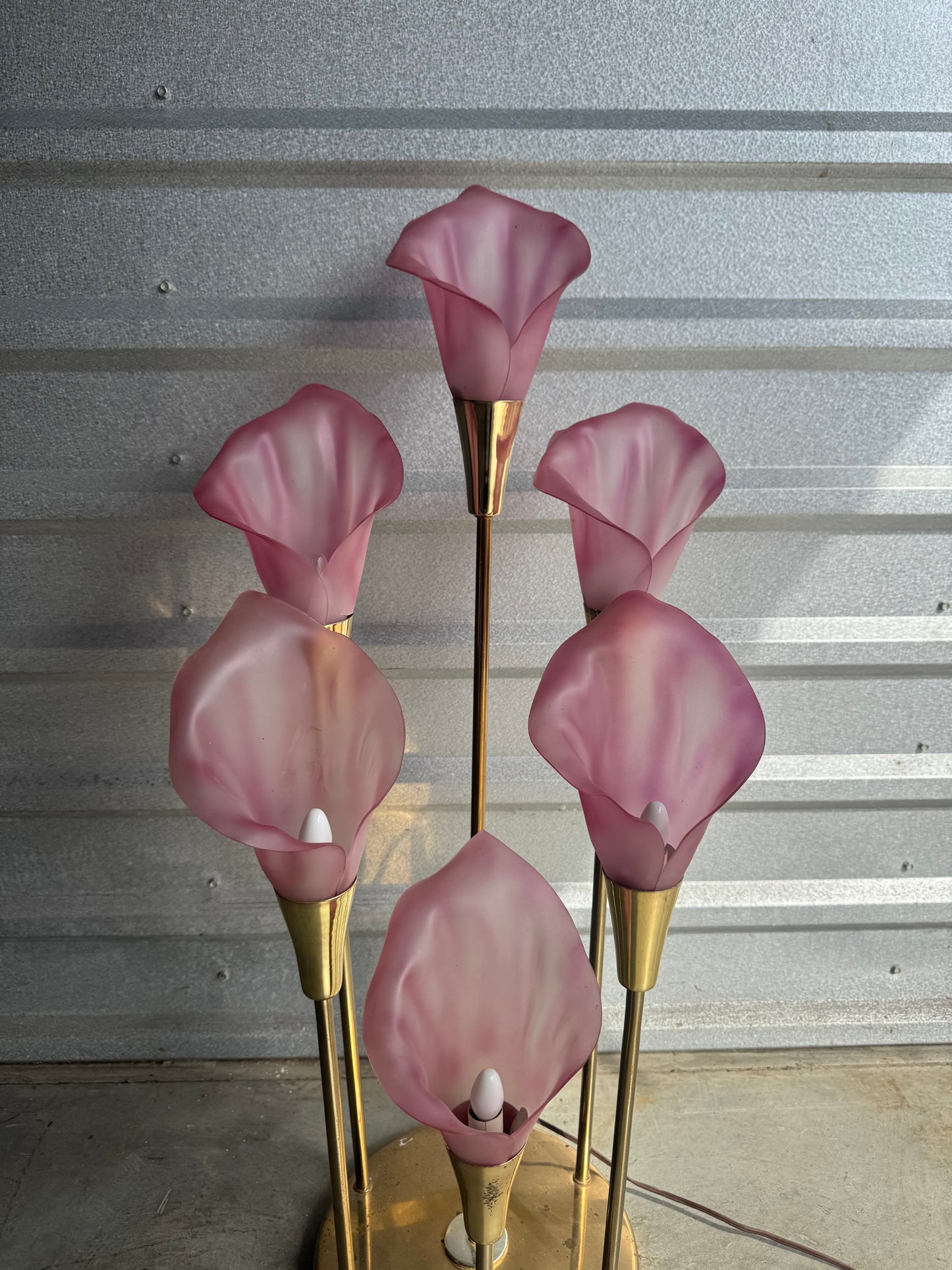 Pair of vintage Hollywood regency Cala lily table lamps