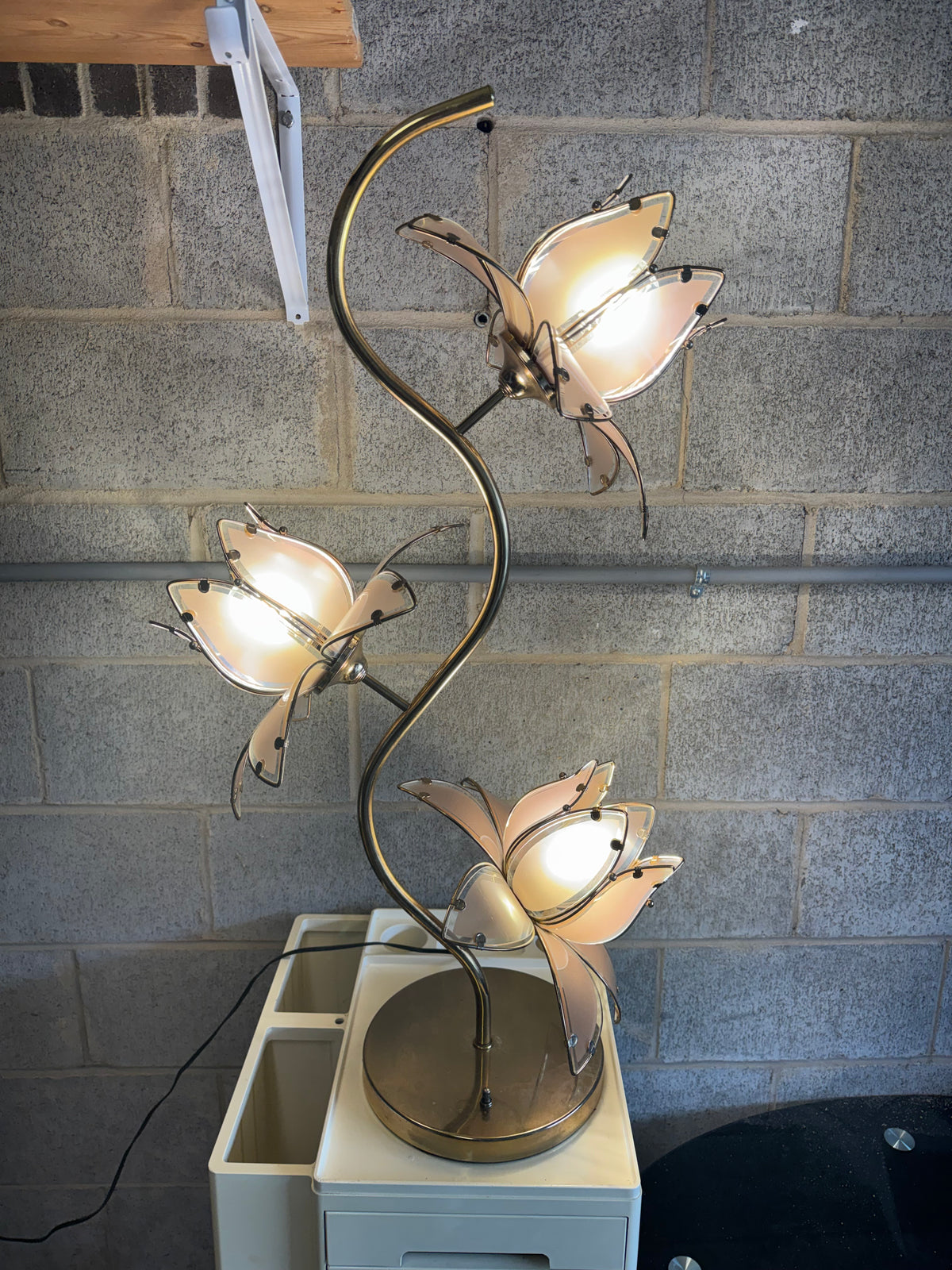 Hollywood regency pink and gold lotus Anthony California Flower Lamp